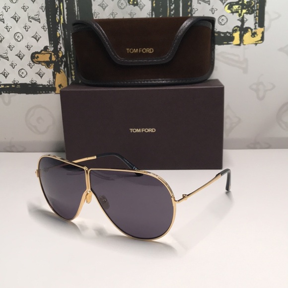 NEW AUTHENTIC Tom Ford Gold and Black Women\'s Sunglasses TF1158 30A main image 7